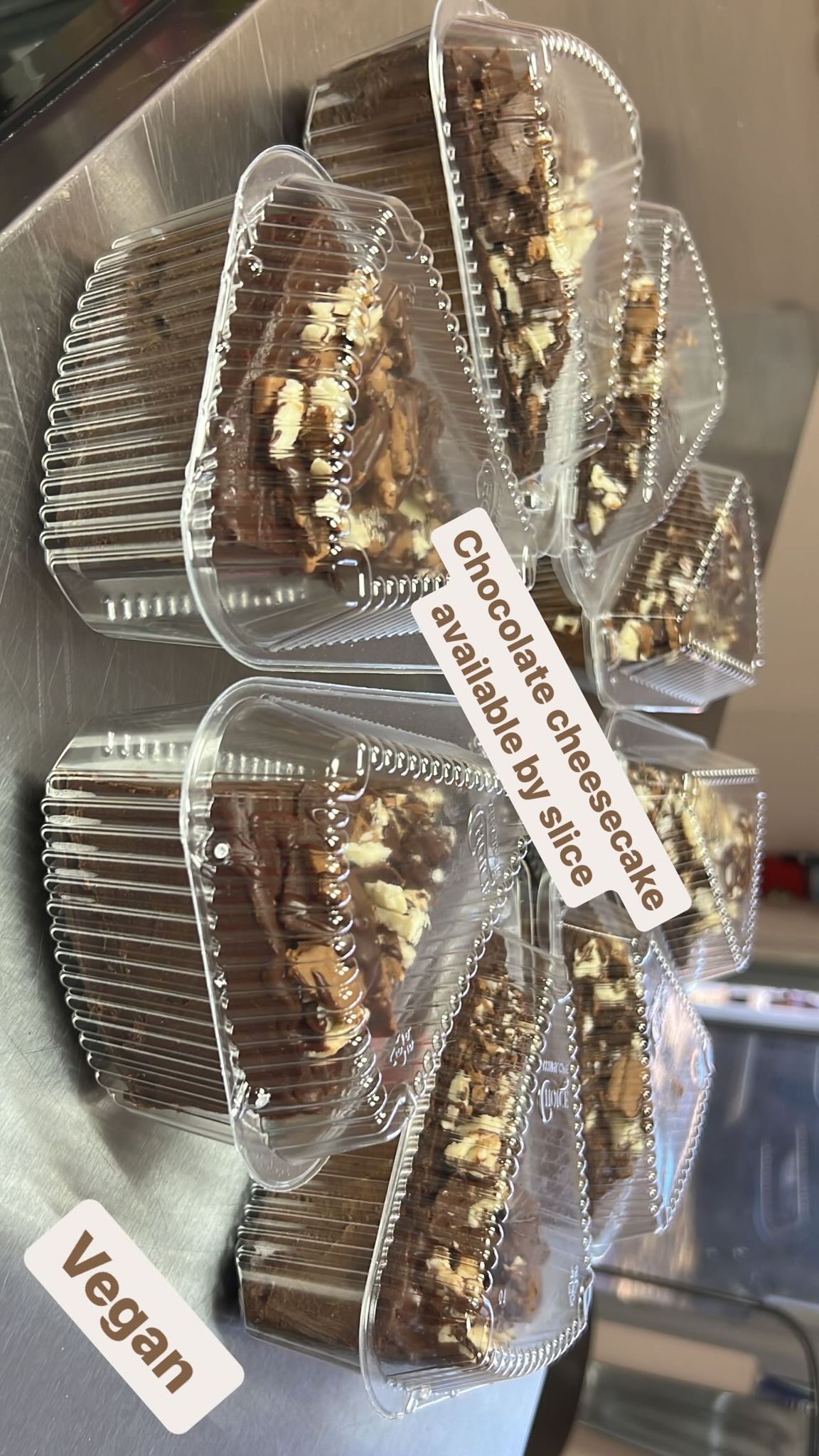 Vegan sliced cheesecake