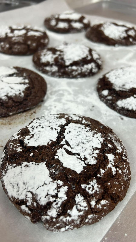 Chocolate crinkle cookies