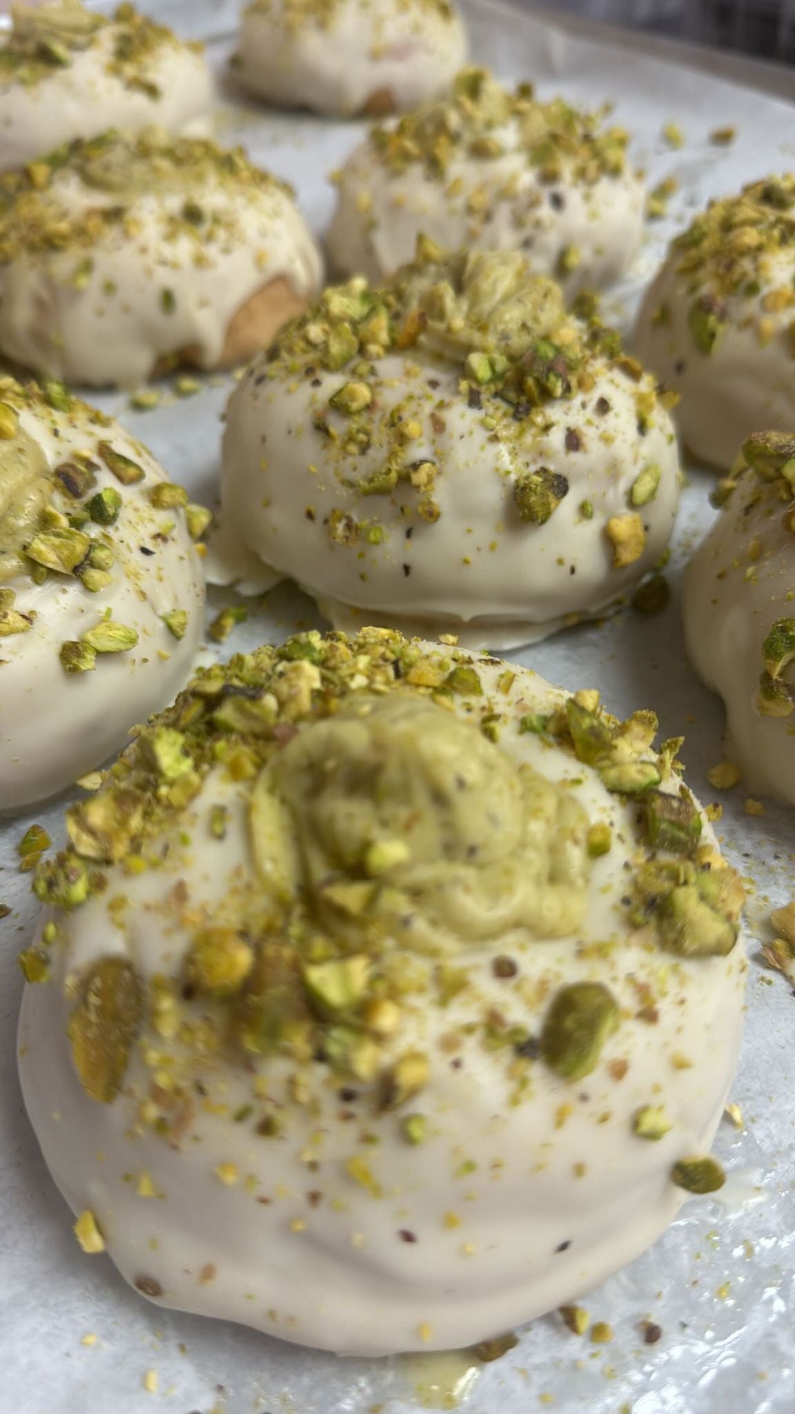 White chocolate pistachio Sufganiyot 4 Pack!